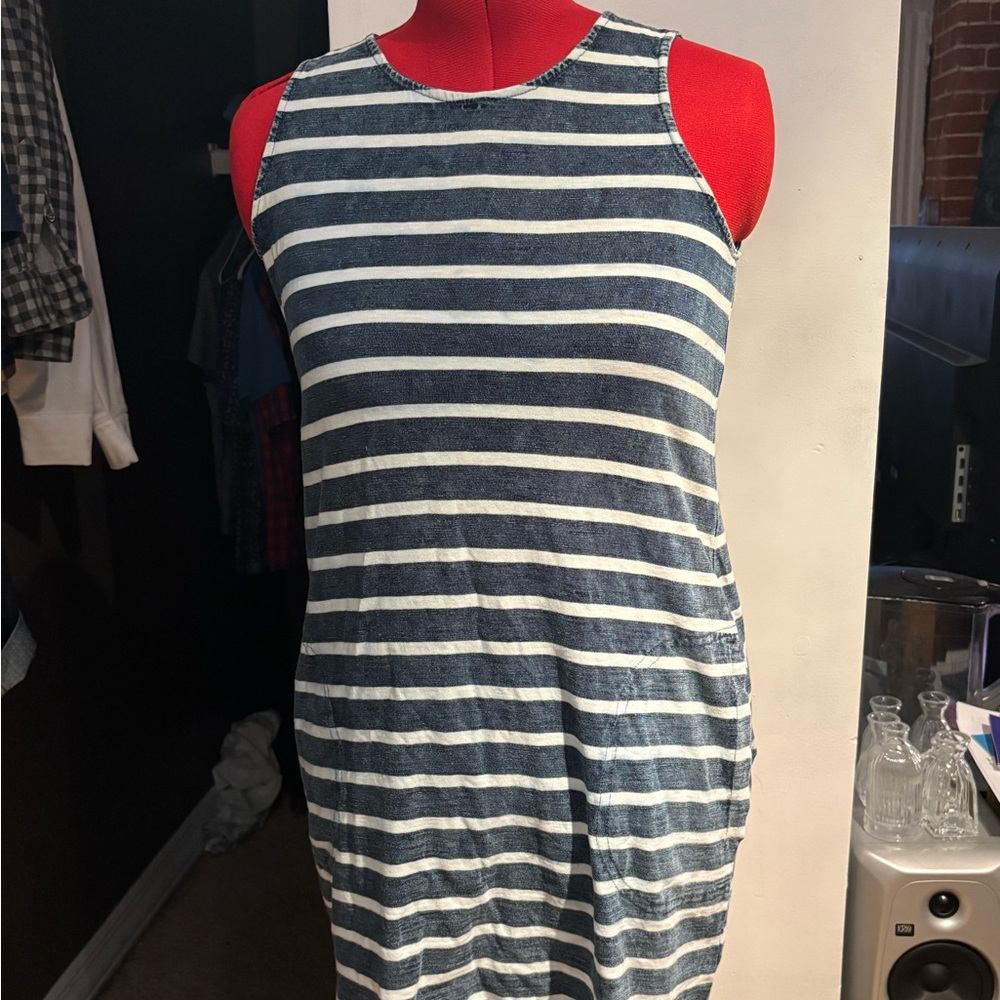 Women’s S Striped Blue and White Dress with pockets